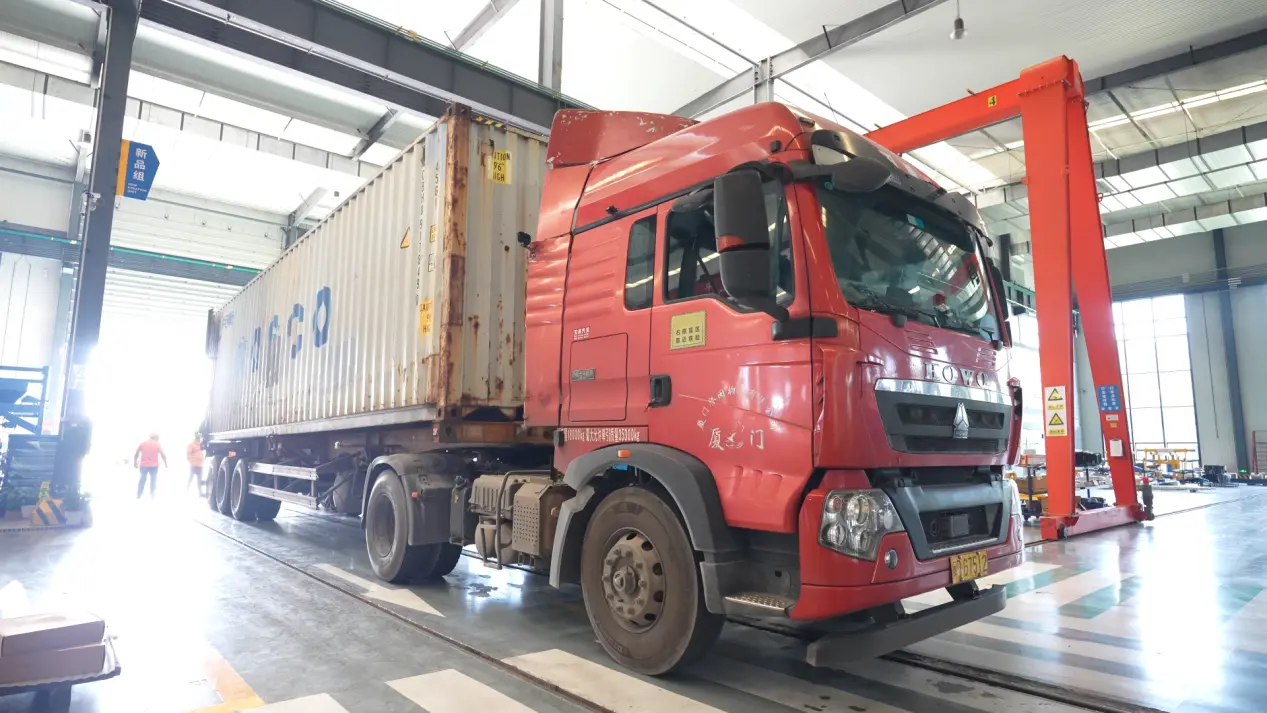 Поставка проекту - повністю автоматизована виробнича лінія ZN1000-2C корпорації Quangong відправляється в Південно-Східну Азію