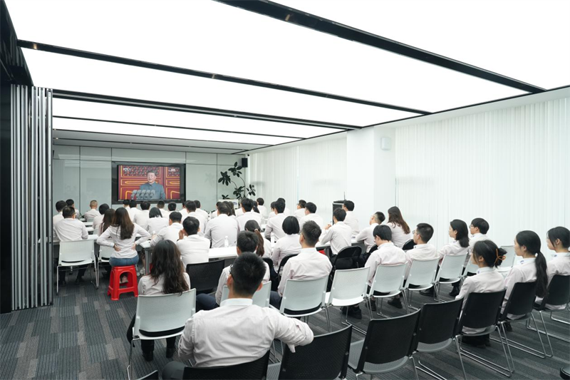 Десять років злетів і падінь, 1,4 мільярда людських сердець — QGM ділиться славою з Батьківщиною