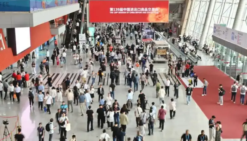 На Canton Fair компанія Quangong Machinery Co., Ltd. завоювала прихильність закордонних клієнтів своєю силою.